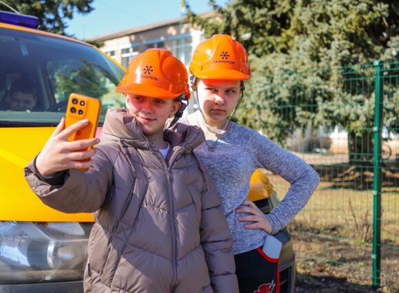 Урок газової безпеки: фахівці «Газмережі» навчили школярів Оленівського ліцею